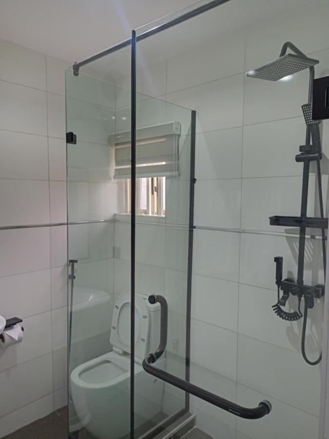Hotel 35 Embassy Lagos Bagian luar foto